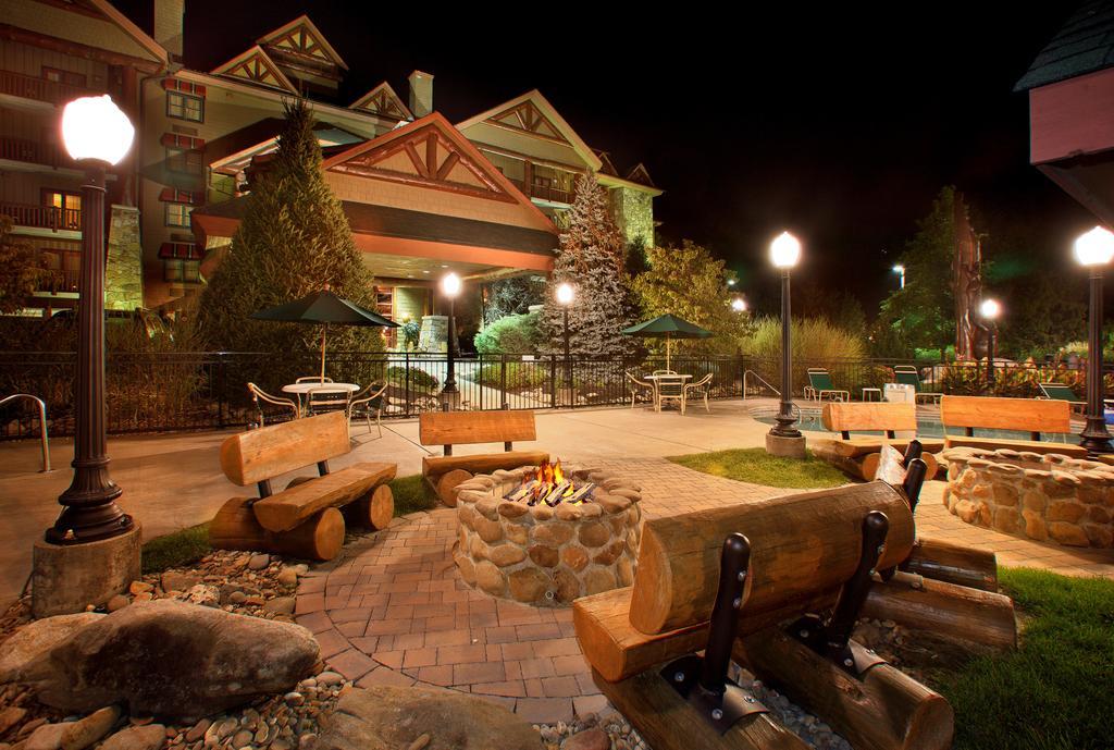 Bearskin Lodge On The River แกตลิงเบิร์ก ภายนอก รูปภาพ
